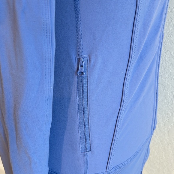 lululemon athletica Blue Jacket 🧥 💙🦋🧢 - Picture 4 of 8